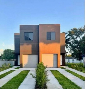 Luxe 3 bed & 3 bath Minutes from Design district